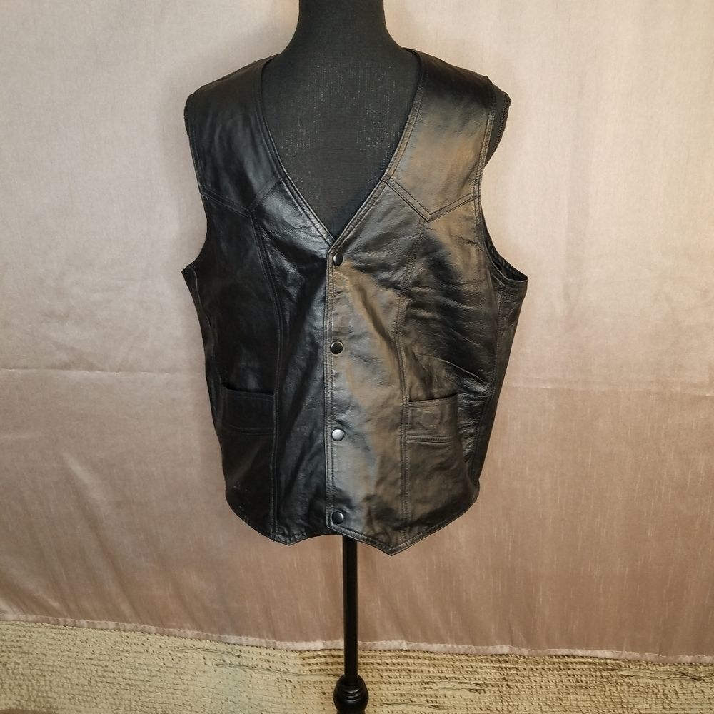 WILDA Snap Closure Leather Vest Large